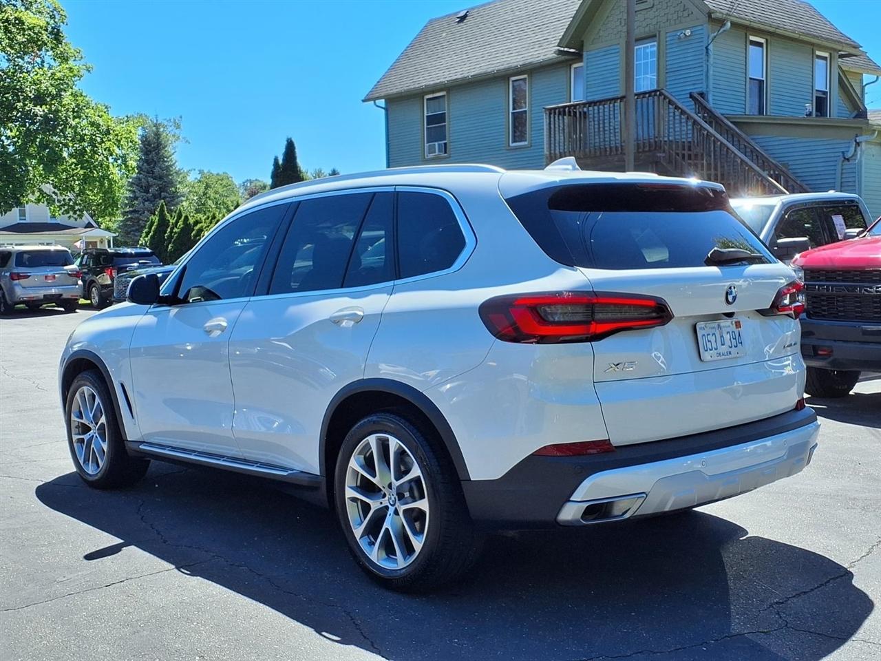 BMW X5 xDrive40i Sports Activity Vehicle 2021