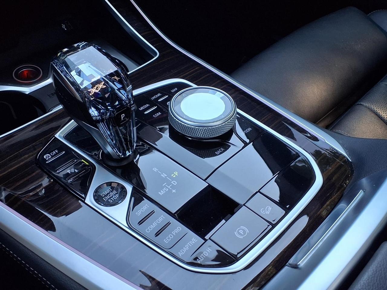 BMW X5 xDrive40i Sports Activity Vehicle 2021