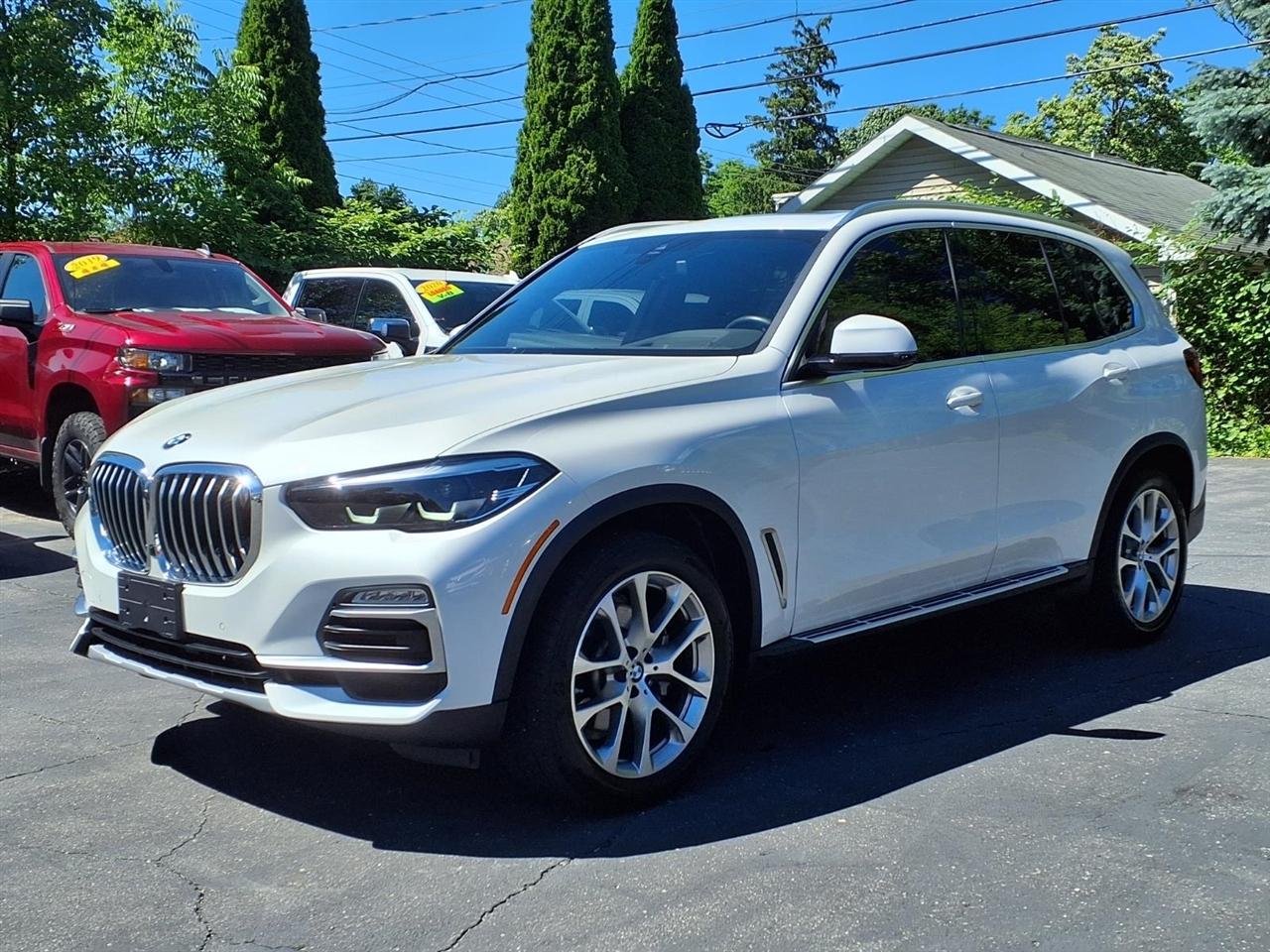 BMW X5 xDrive40i Sports Activity Vehicle 2021