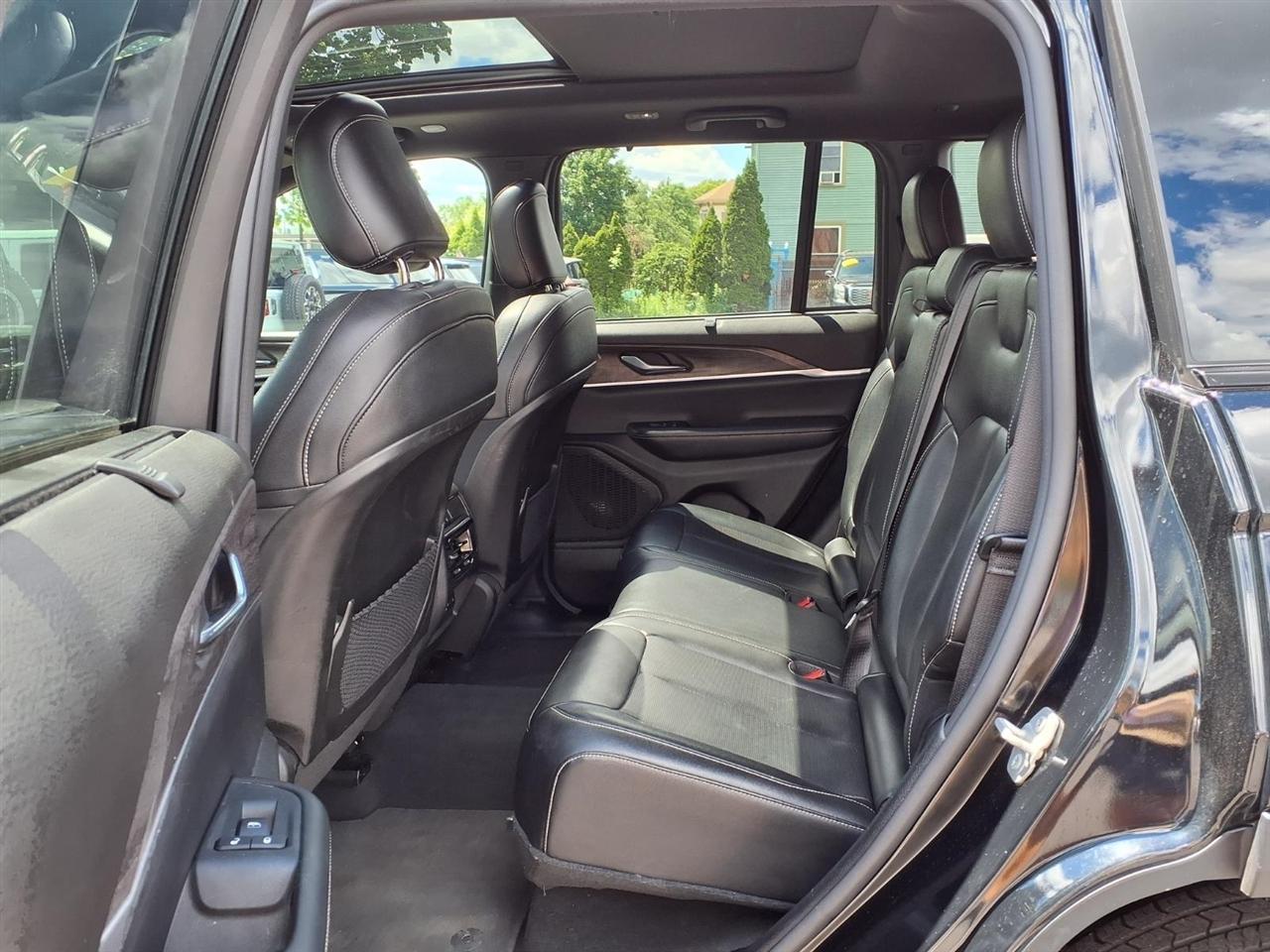 Jeep Grand Cherokee Limited 4x4 2024