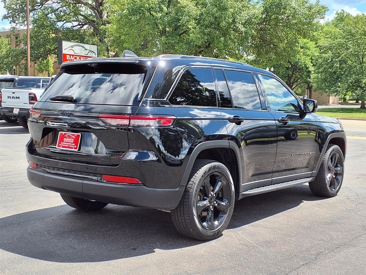 Jeep Grand Cherokee Limited 4x4 2024