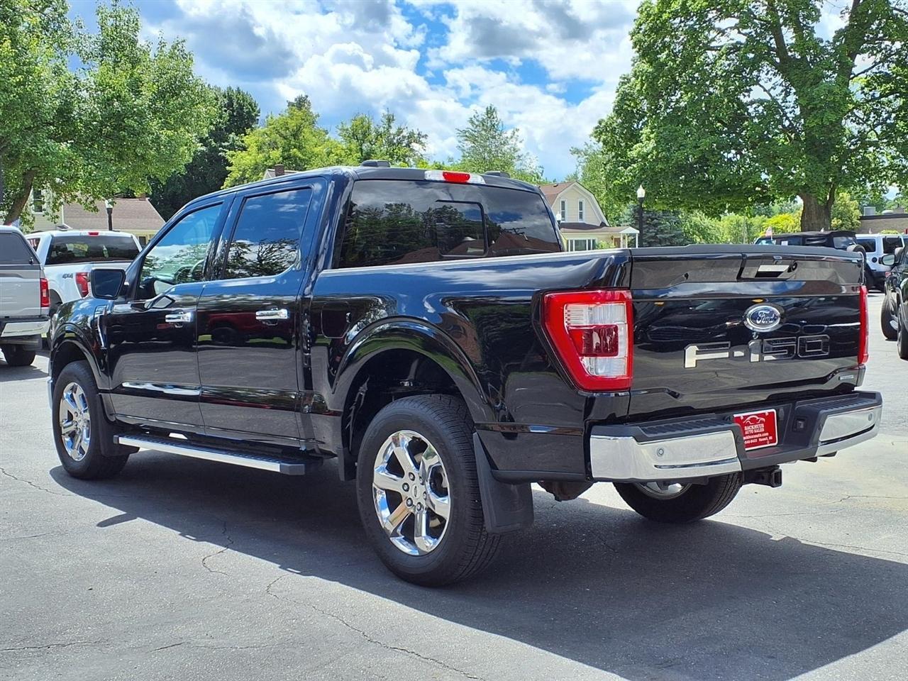Ford F-150 Lariat SuperCrew 5.5-ft. Bed 4WD 2023