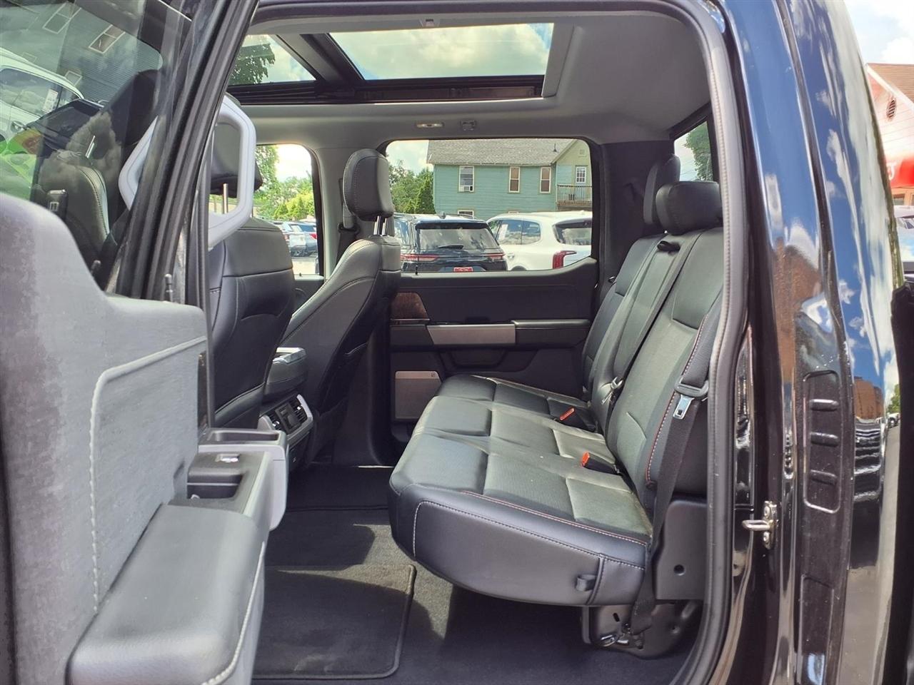 Ford F-150 Lariat SuperCrew 5.5-ft. Bed 4WD 2023