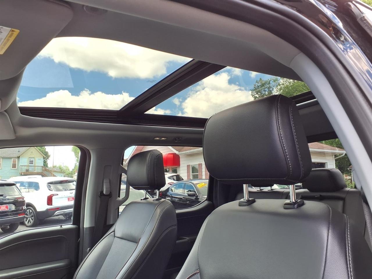 Ford F-150 Lariat SuperCrew 5.5-ft. Bed 4WD 2023