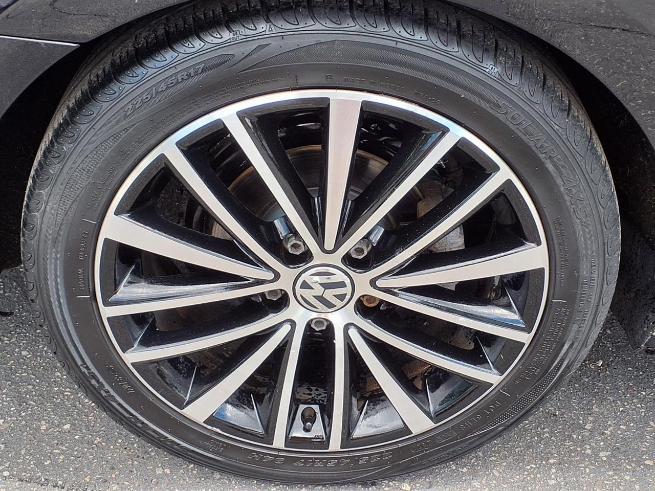 Volkswagen Jetta Sedan 4dr Man 1.8T Sport PZEV 2016