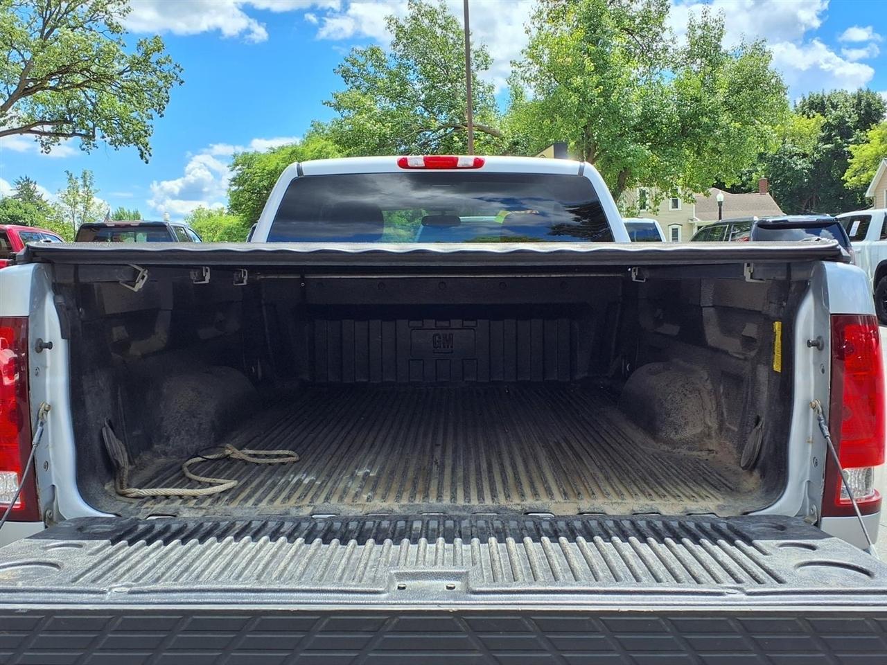 GMC Sierra 1500 4WD Ext Cab 143.5" SLE 2013