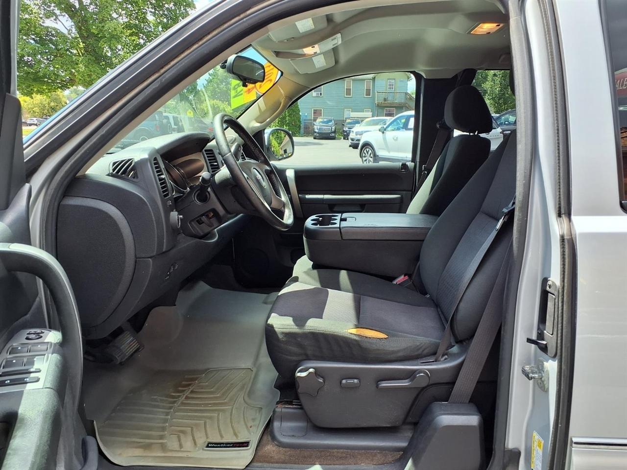 GMC Sierra 1500 4WD Ext Cab 143.5" SLE 2013