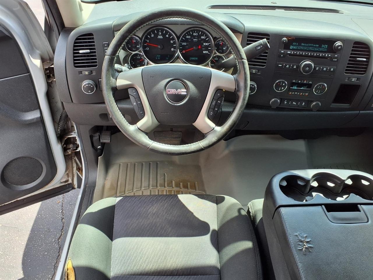 GMC Sierra 1500 4WD Ext Cab 143.5" SLE 2013