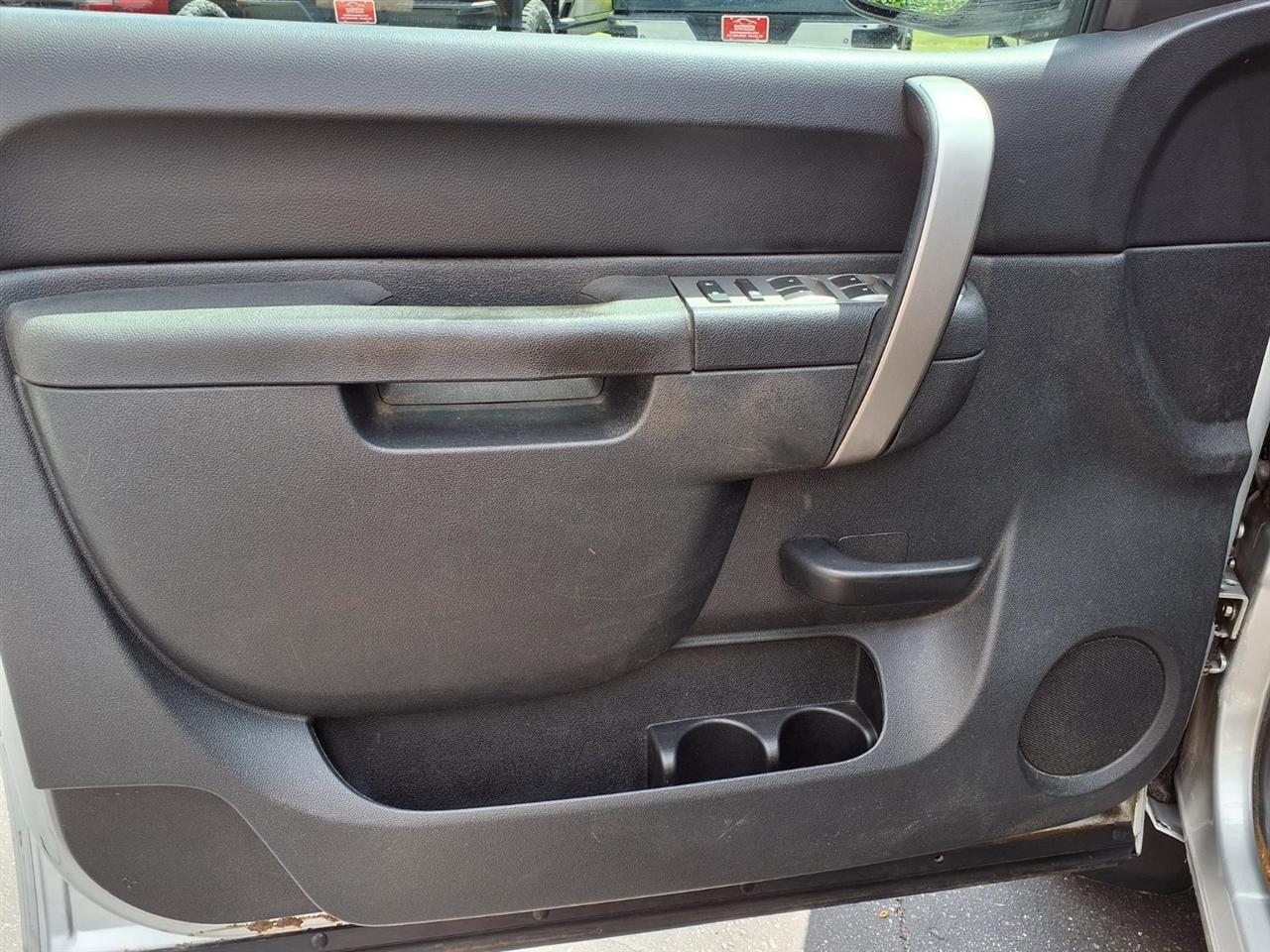 GMC Sierra 1500 4WD Ext Cab 143.5" SLE 2013
