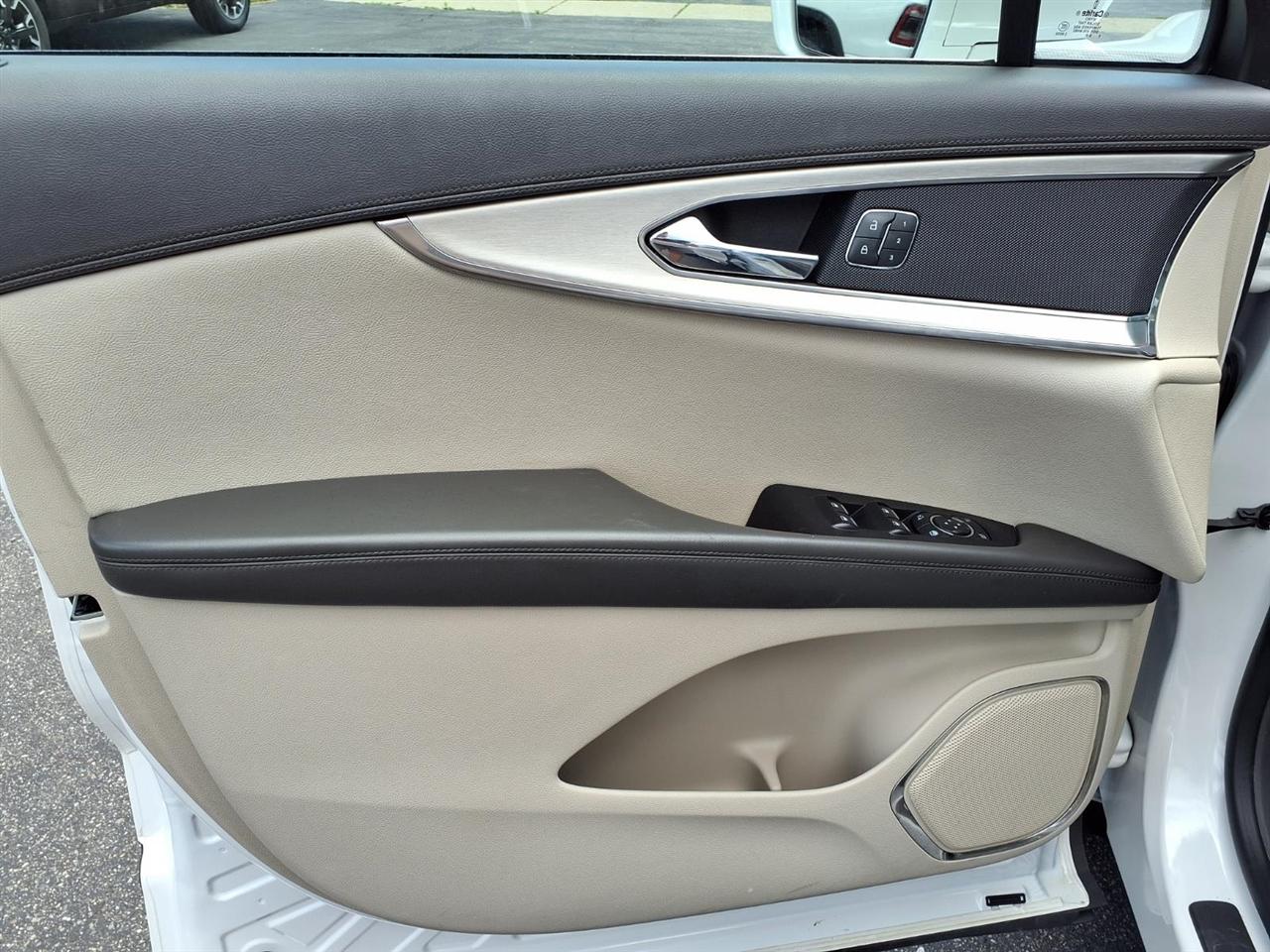 Lincoln Nautilus Standard FWD 2019
