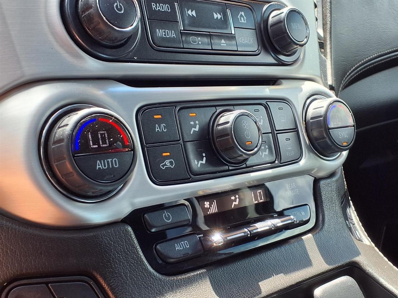GMC Yukon 4WD 4dr SLT 2020