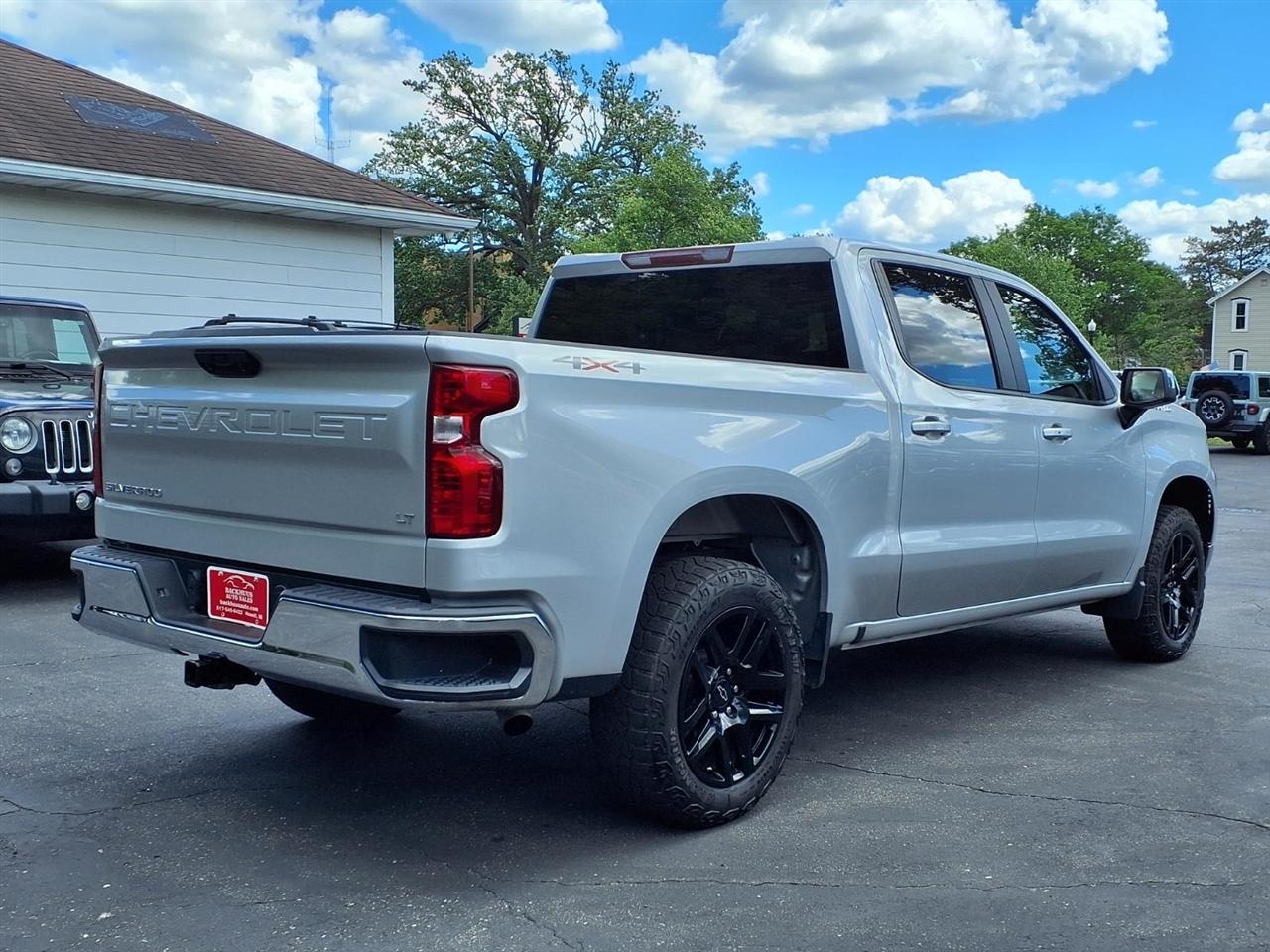 Chevrolet Silverado 1500 4WD Crew Cab 147" LT w/2FL 2022