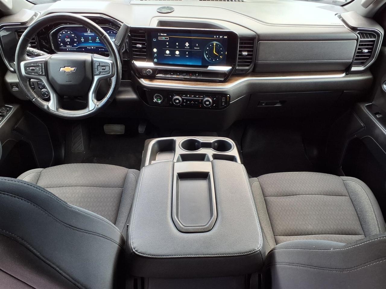 Chevrolet Silverado 1500 4WD Crew Cab 147" LT w/2FL 2022