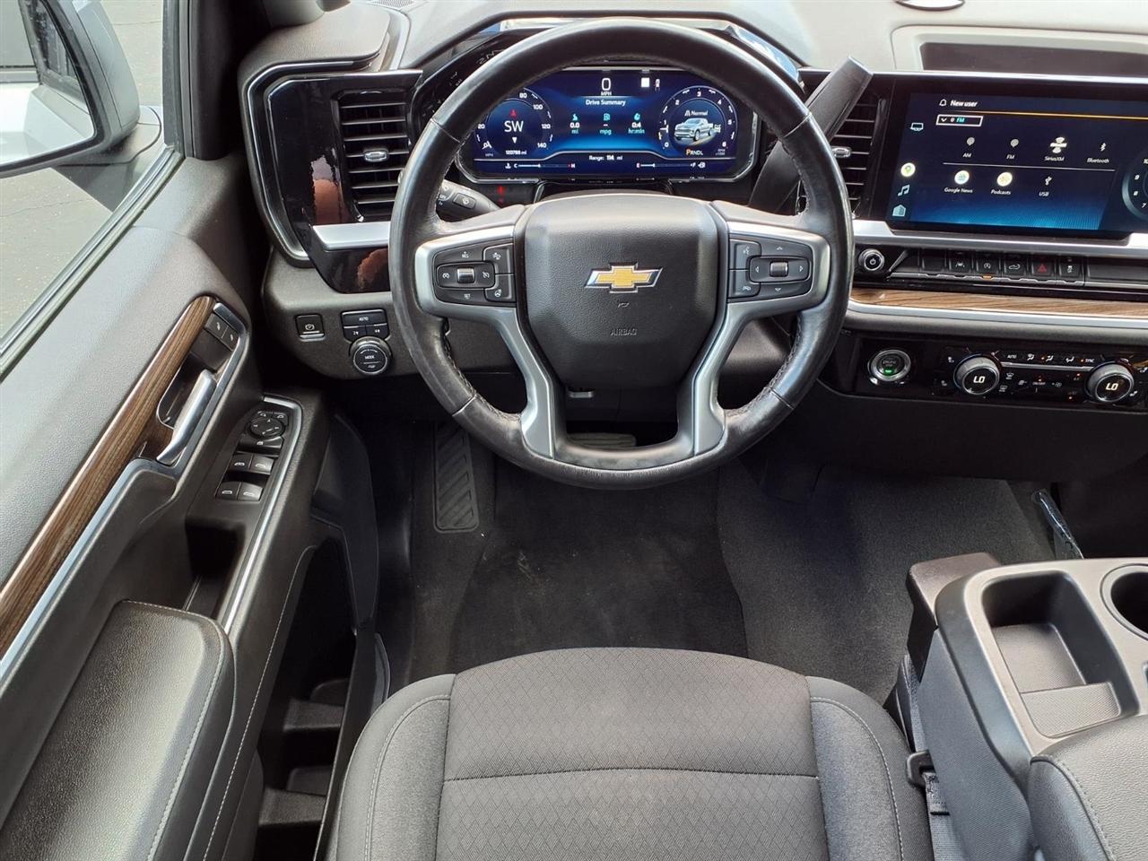 Chevrolet Silverado 1500 4WD Crew Cab 147" LT w/2FL 2022