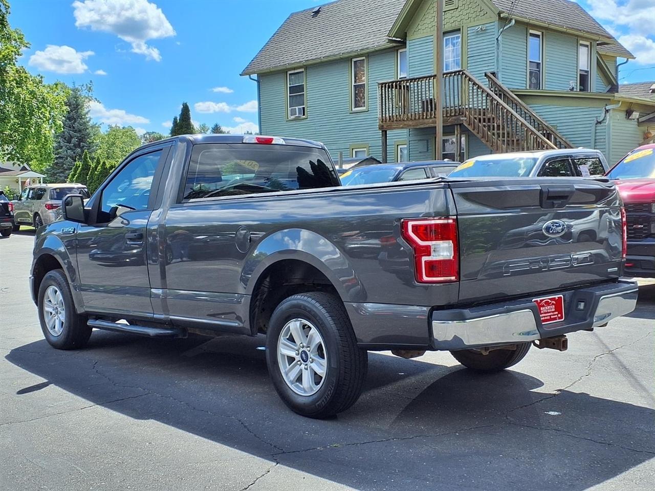 Ford F-150 XLT 2WD Reg Cab 8' Box 2019