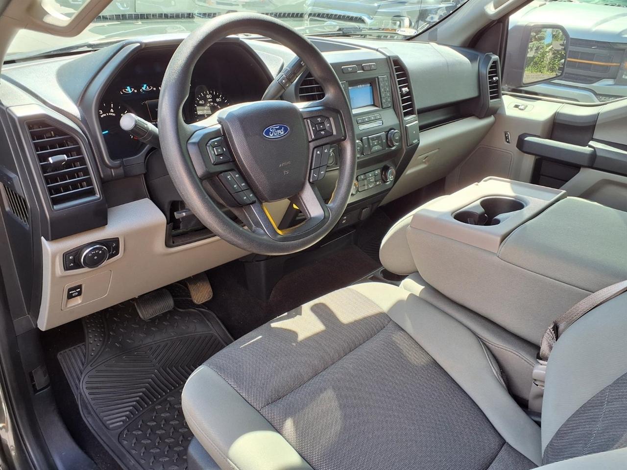 Ford F-150 XLT 2WD Reg Cab 8' Box 2019