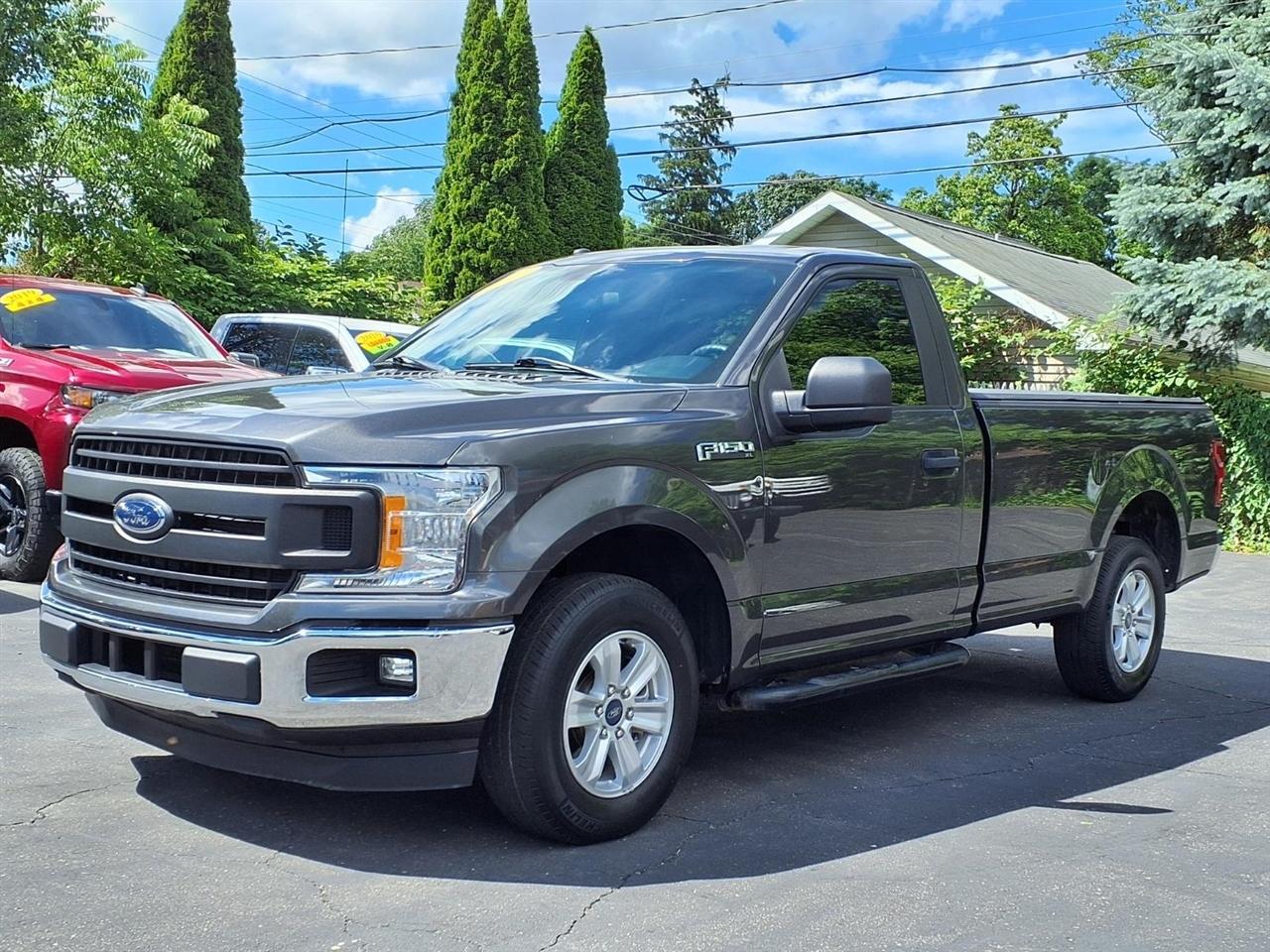Ford F-150 XL 2WD Reg Cab 8' Box 2019