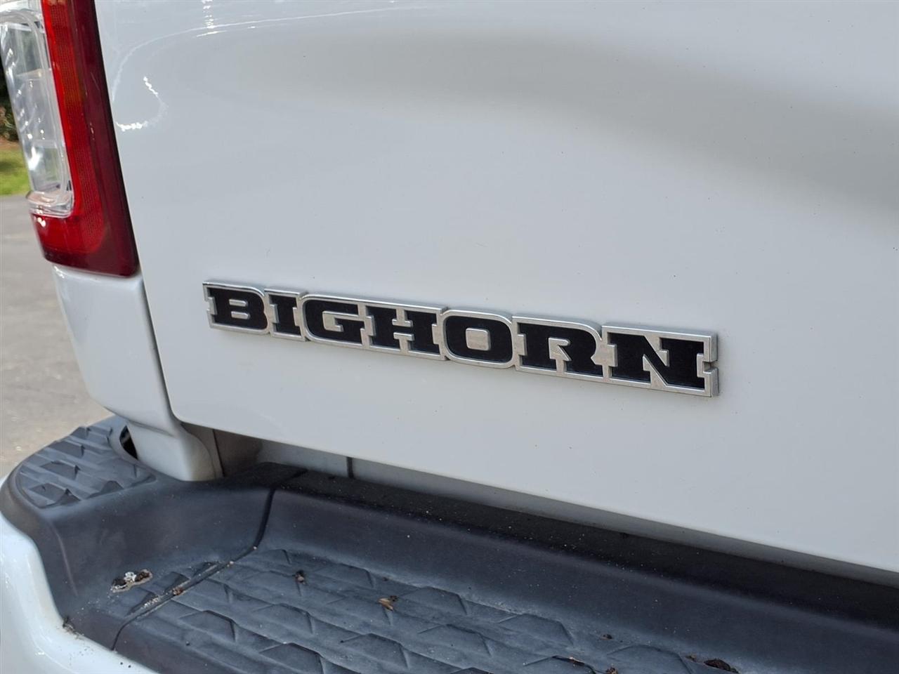 RAM 2500 Big Horn 4x4 Crew Cab 6'4" Box 2019