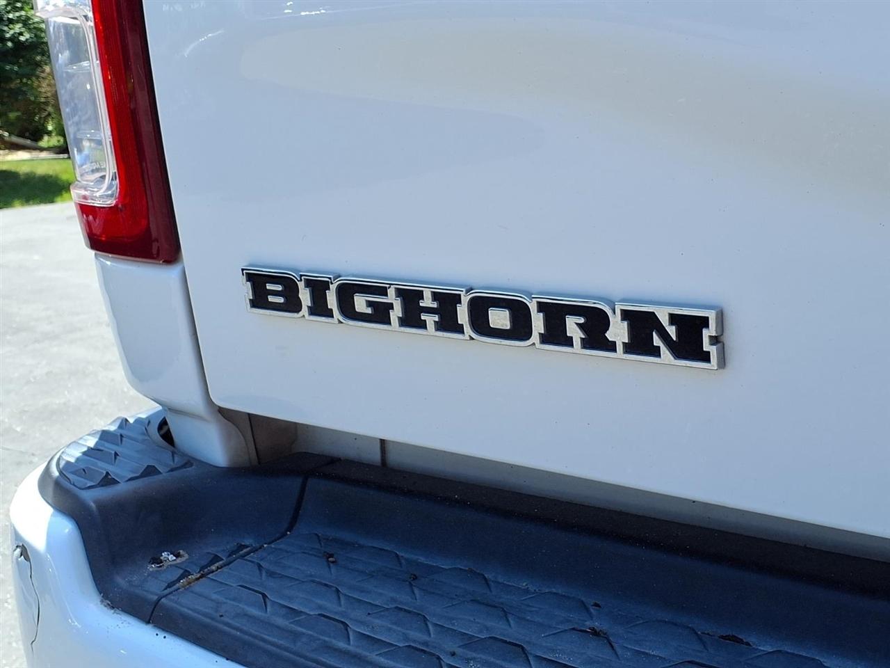 RAM 2500 Big Horn 4x4 Crew Cab 6'4" Box 2019