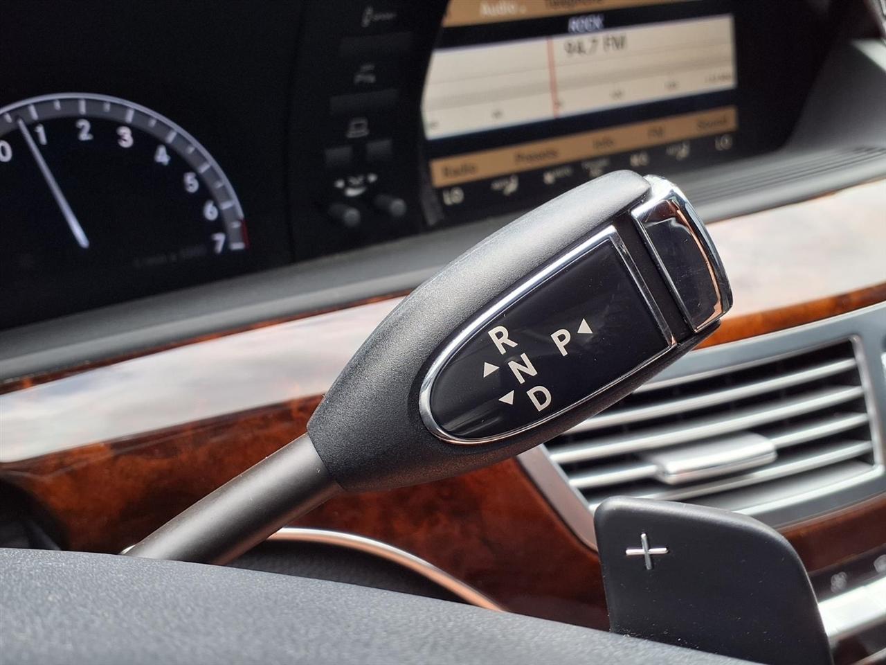 Mercedes-Benz S-Class 4dr Sdn S 550 RWD 2011
