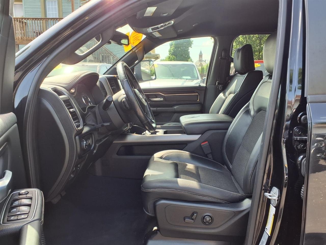 RAM 1500 Sport 4x4 Crew Cab 5'7" Box 2019