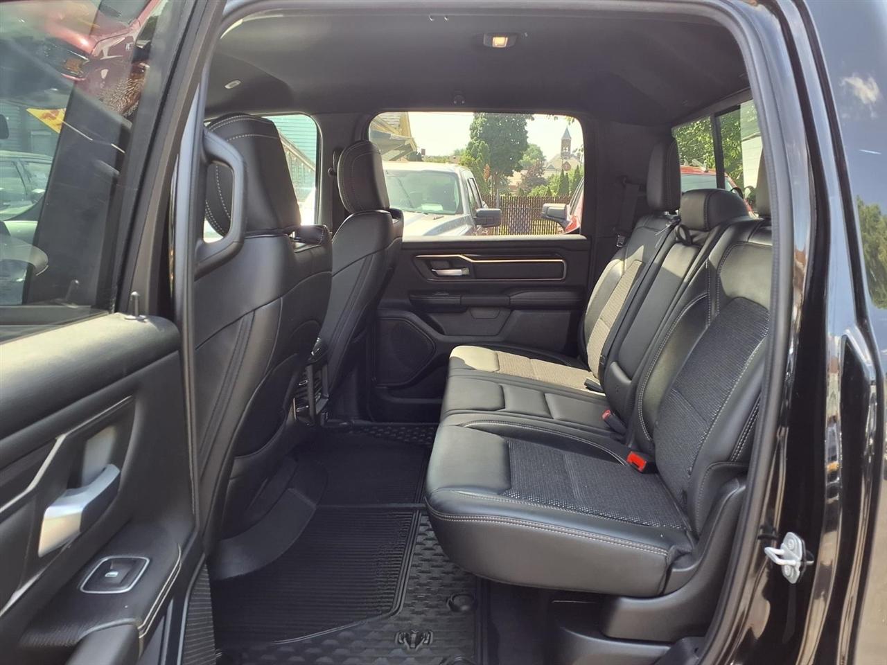 RAM 1500 Sport 4x4 Crew Cab 5'7" Box 2019