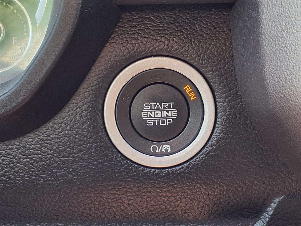 RAM 1500 Sport 4x4 Crew Cab 5'7" Box 2019