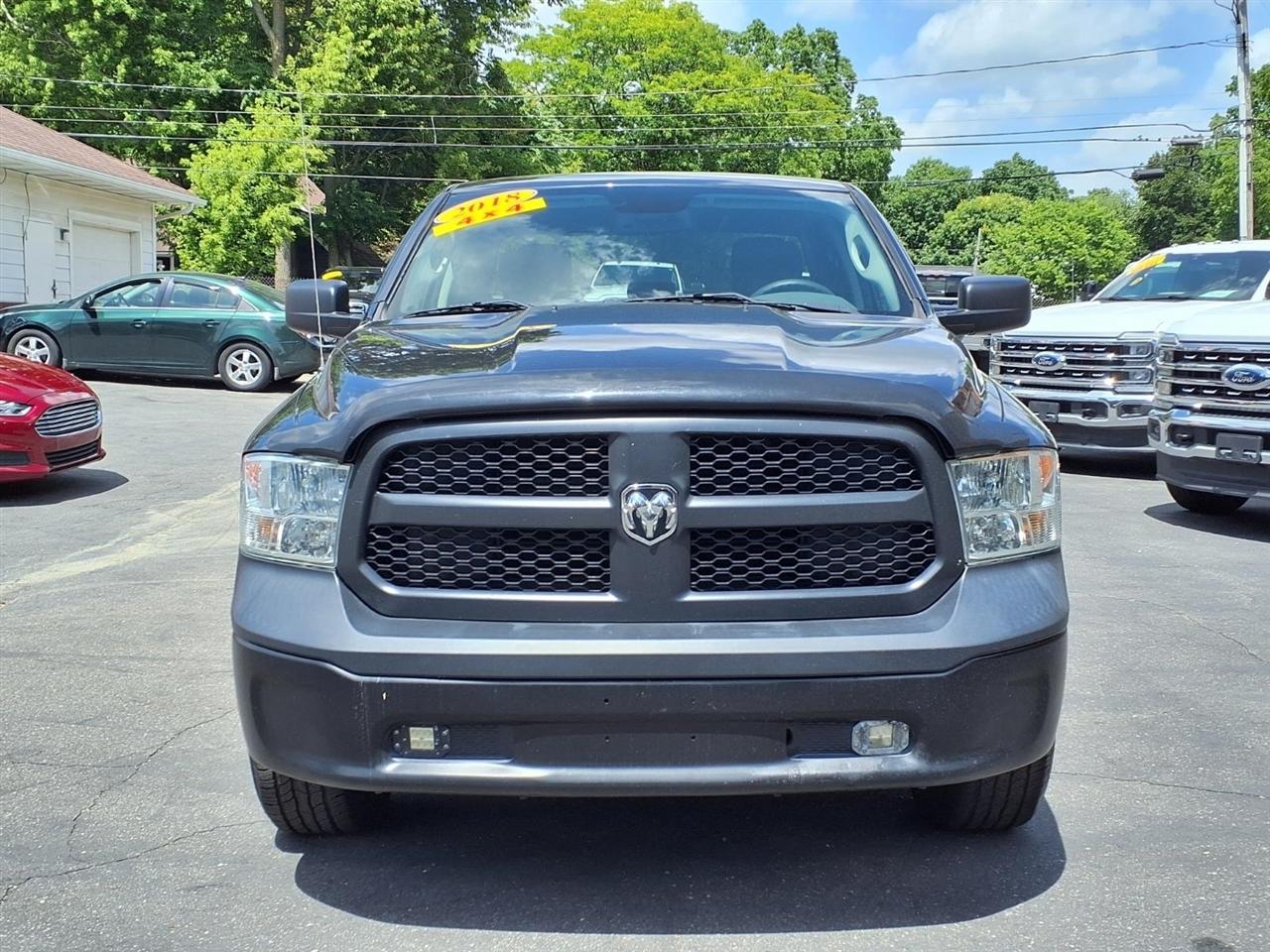 RAM 1500 Tradesman 4x4 Quad Cab 6'4" Box 2018