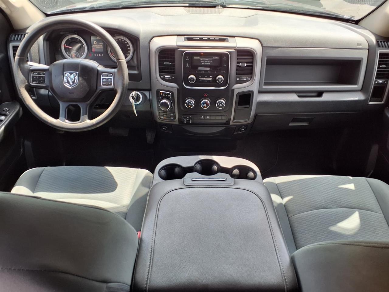 RAM 1500 Tradesman 4x4 Quad Cab 6'4" Box 2018