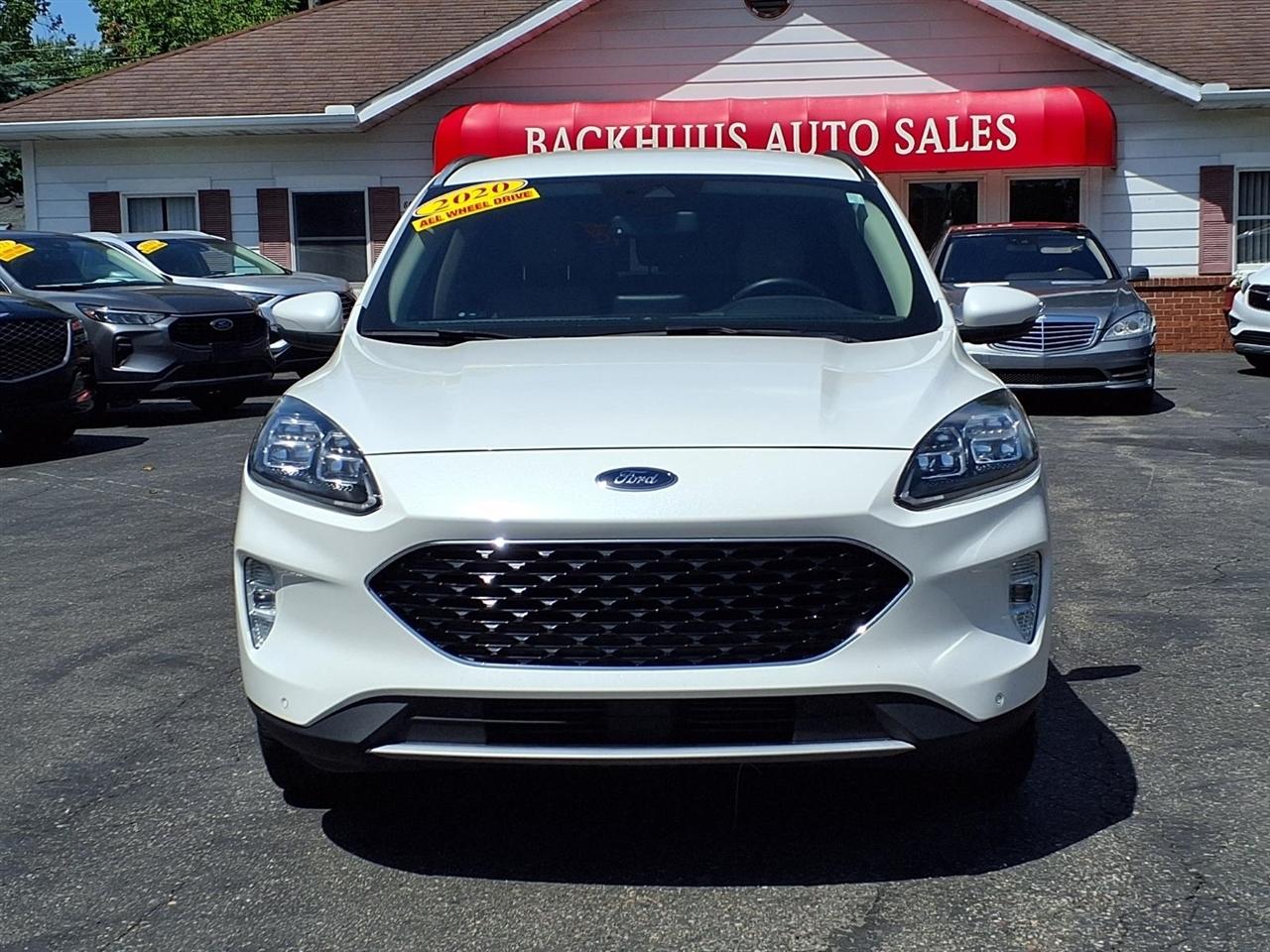 Ford Escape Titanium AWD 2020