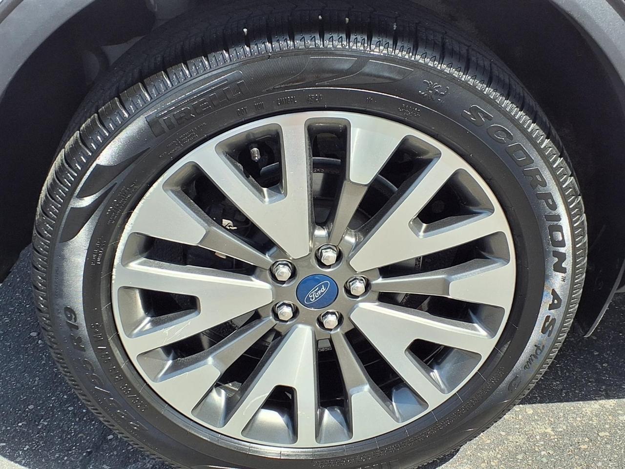 Ford Escape Titanium AWD 2020