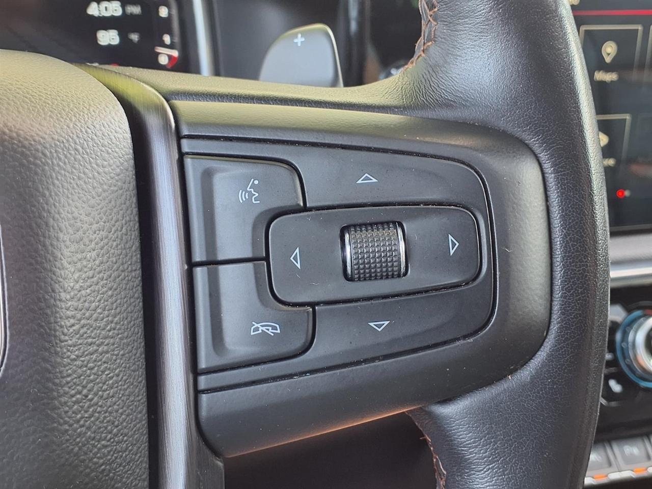 GMC Sierra 1500 4WD Crew Cab 147" AT4 2023