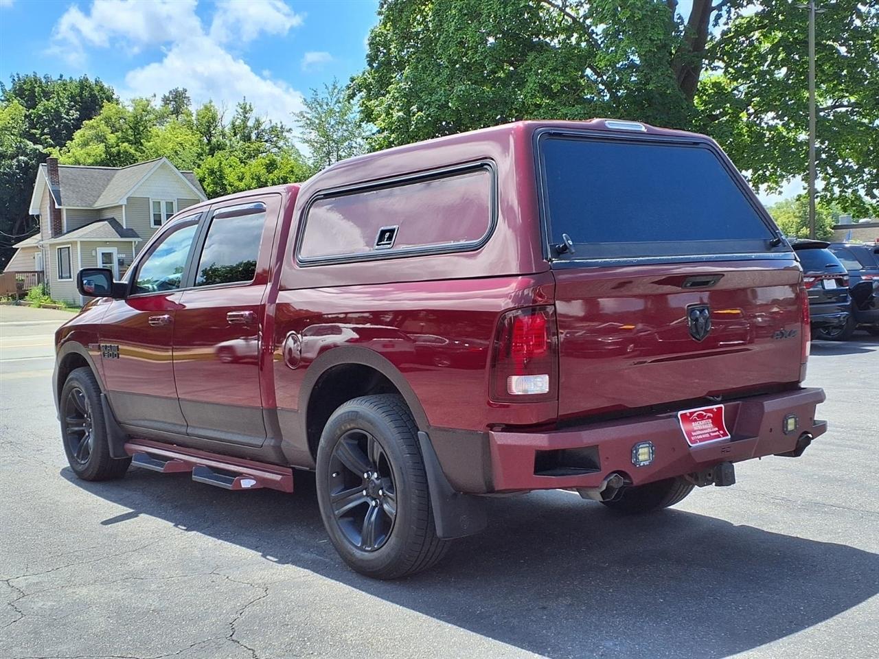 RAM 1500 Sport 4x4 Crew Cab 5'7" Box *Ltd Avail* 2018