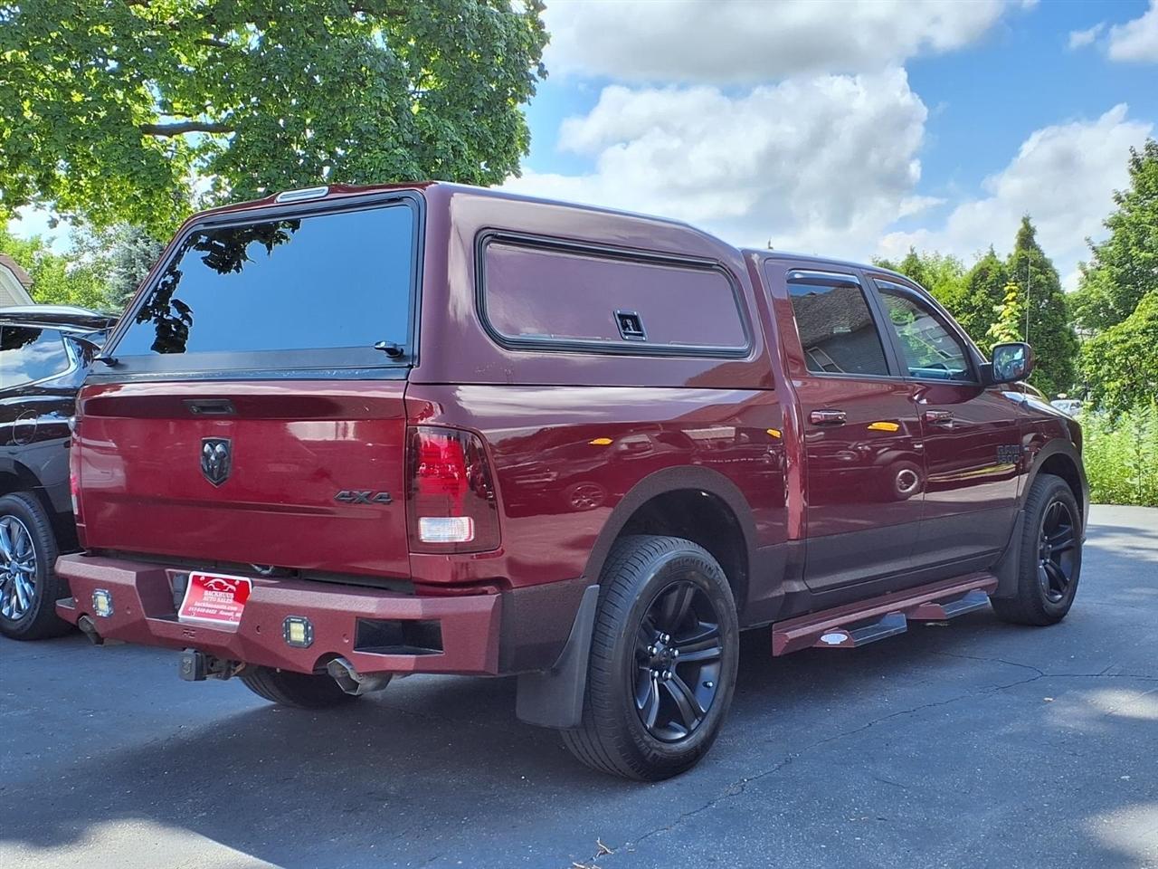 RAM 1500 Sport 4x4 Crew Cab 5'7" Box *Ltd Avail* 2018