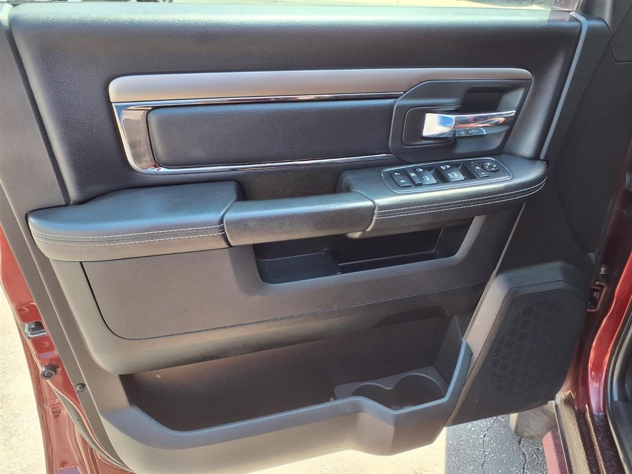 RAM 1500 Sport 4x4 Crew Cab 5'7" Box *Ltd Avail* 2018