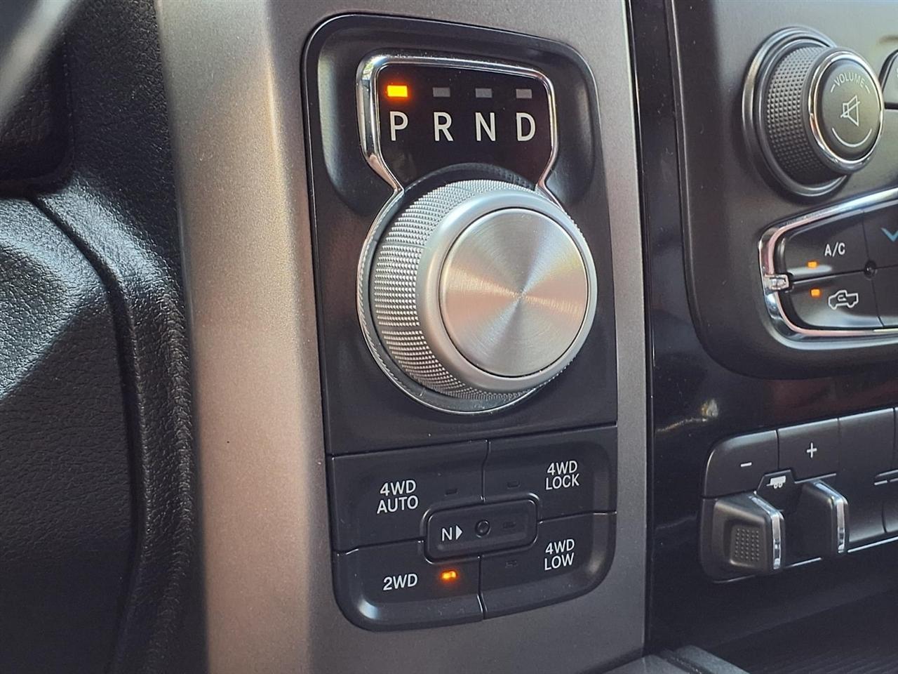 RAM 1500 Sport 4x4 Crew Cab 5'7" Box *Ltd Avail* 2018