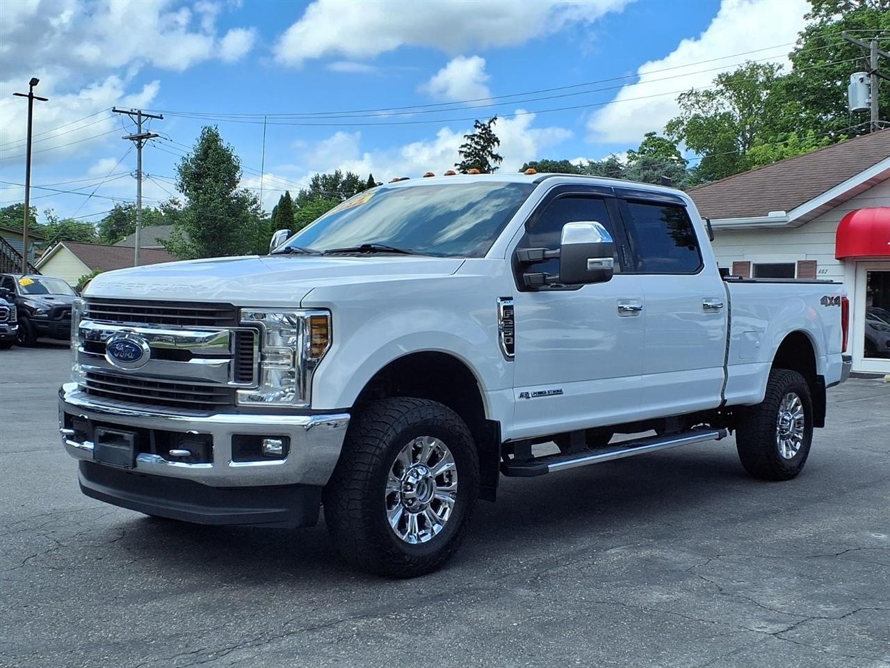 Ford Super Duty F-250 SRW King Ranch 4WD Crew Cab 8' Box 2018