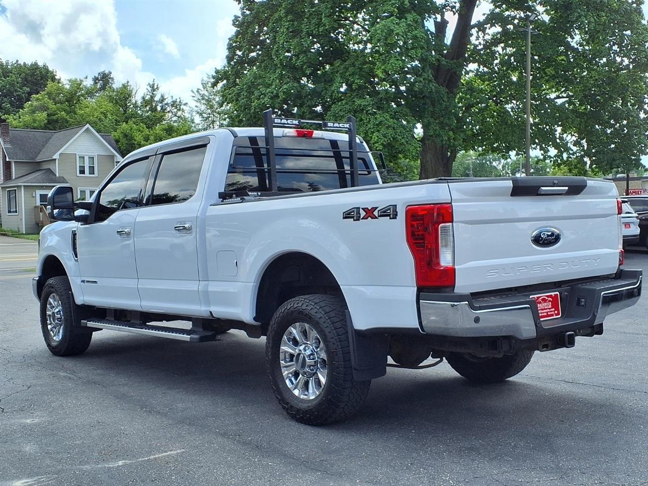 Ford Super Duty F-250 SRW King Ranch 4WD Crew Cab 8' Box 2018