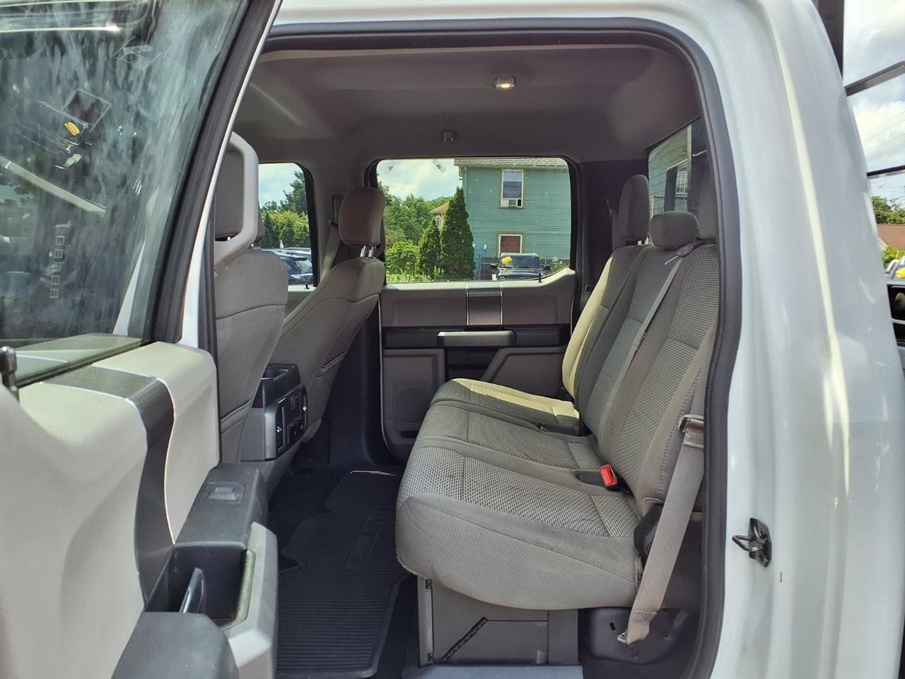 Ford Super Duty F-250 SRW King Ranch 4WD Crew Cab 8' Box 2018