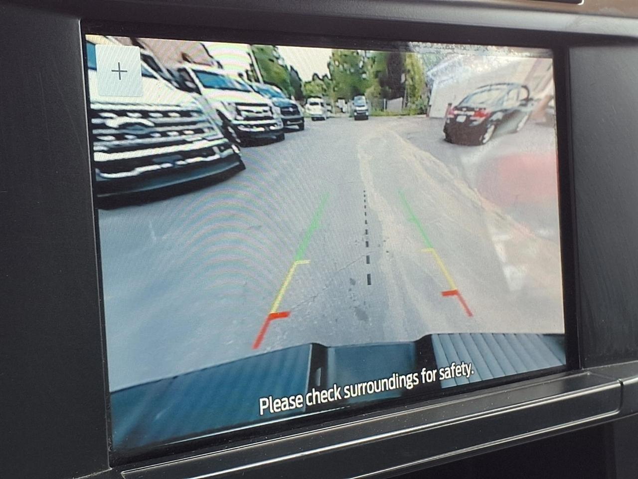 Ford Super Duty F-250 SRW XL 4WD Crew Cab 8' Box 2023