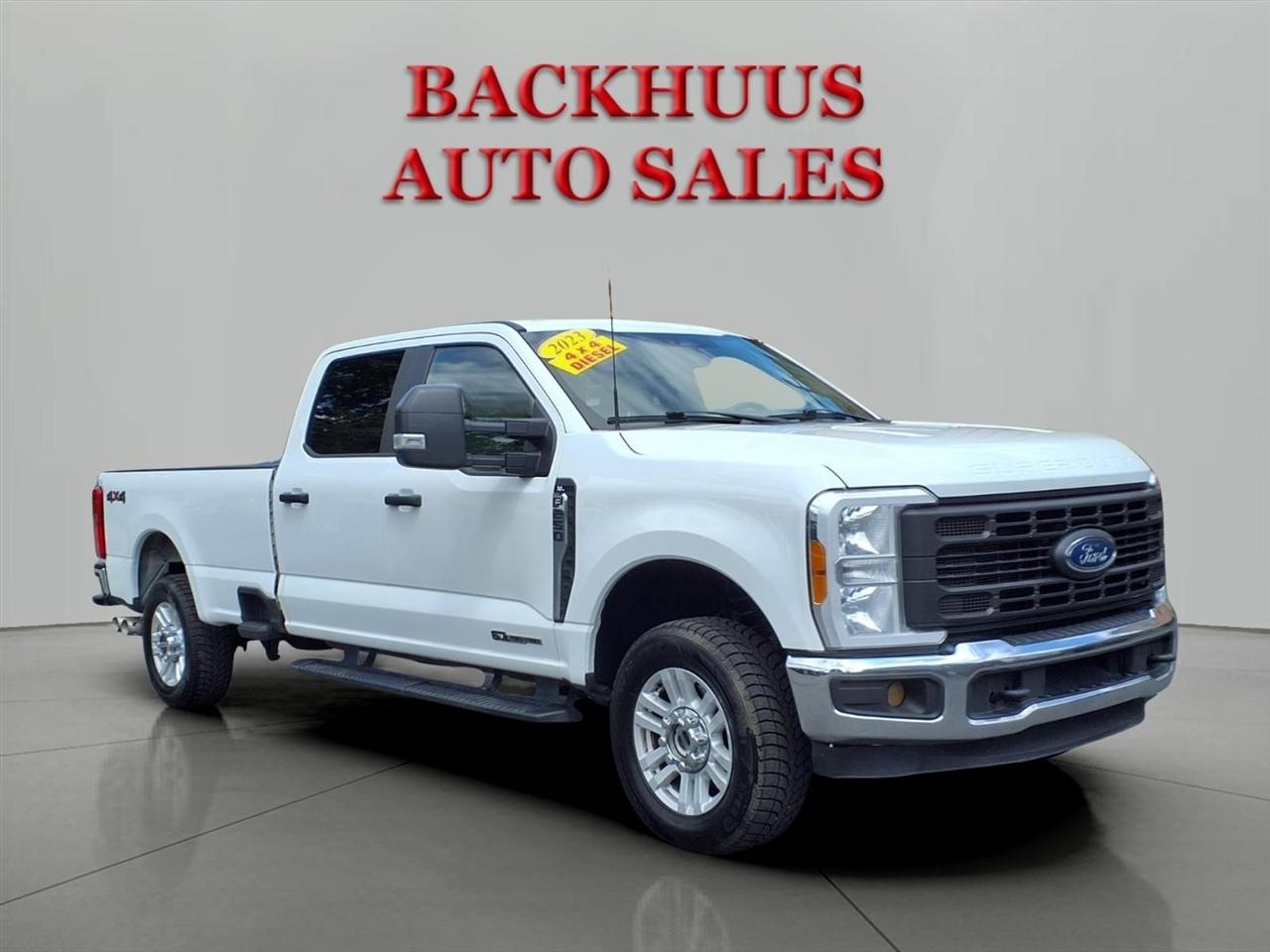 2023 Ford Super Duty F-250 SRW XL 4WD Crew Cab 8' Box