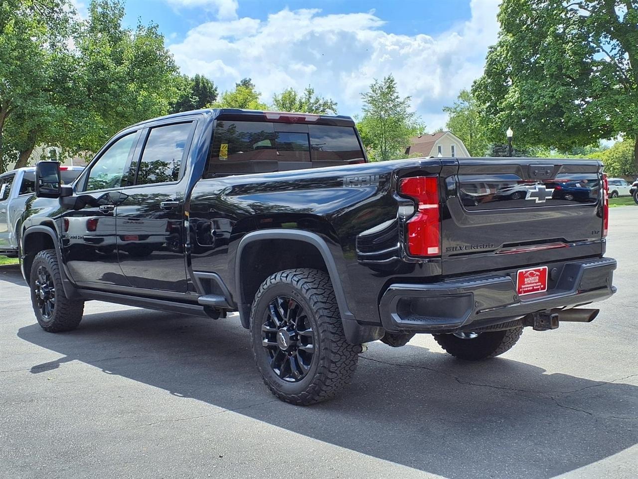 Chevrolet Silverado 2500HD 4WD Crew Cab 159" LTZ 2025