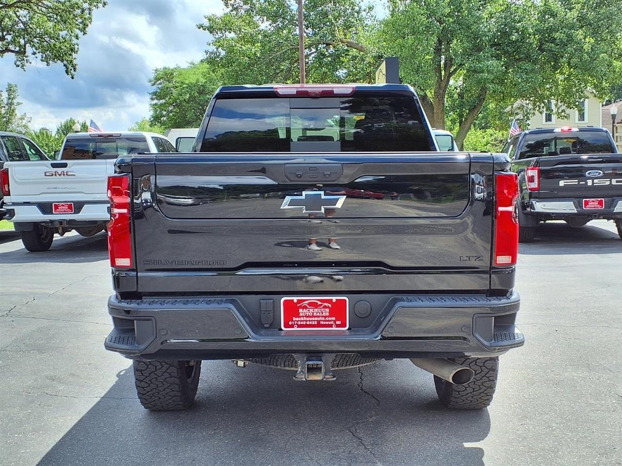 Chevrolet Silverado 2500HD 4WD Crew Cab 159" LTZ 2025