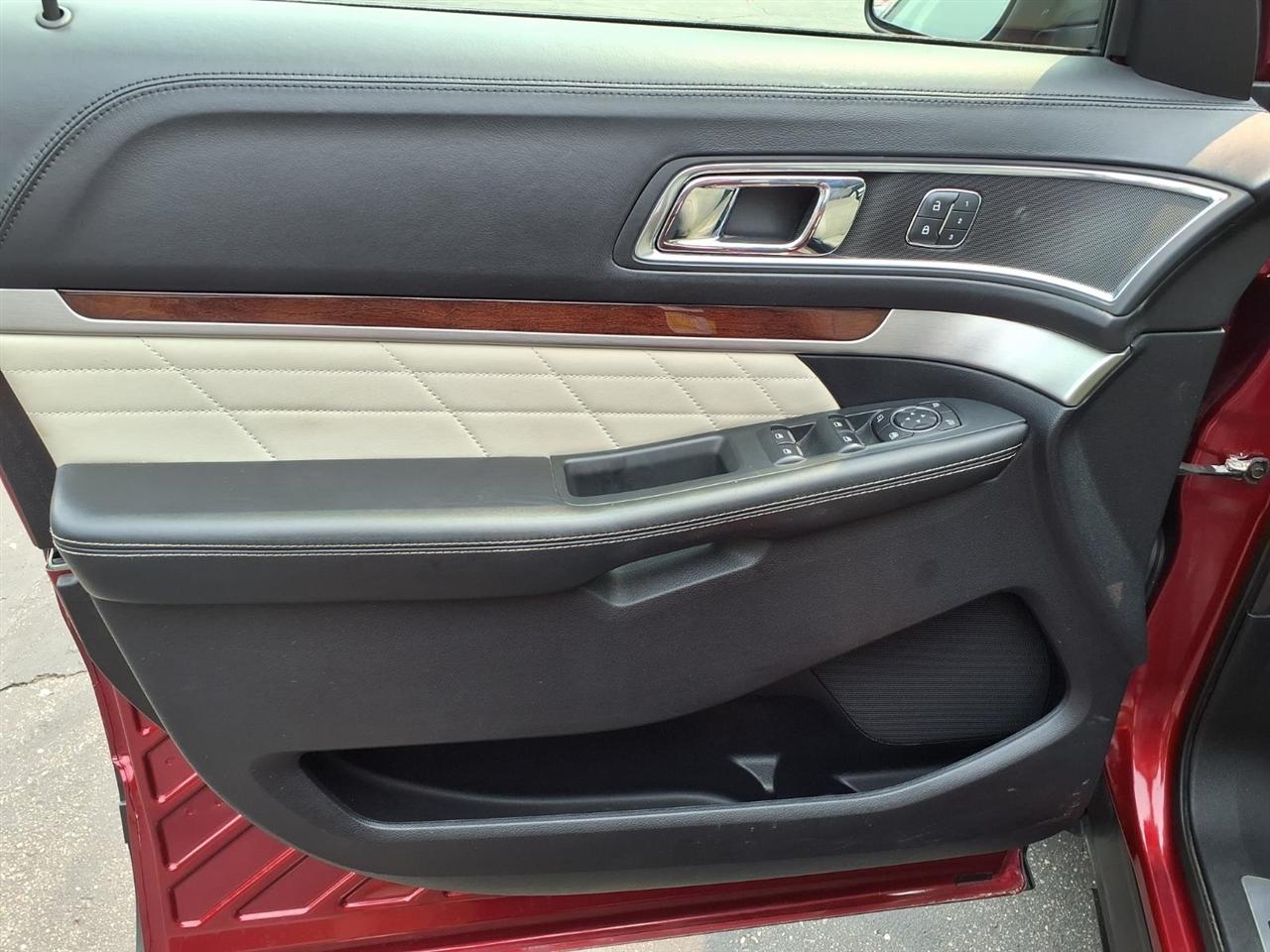 Ford Explorer Platinum 4WD 2018