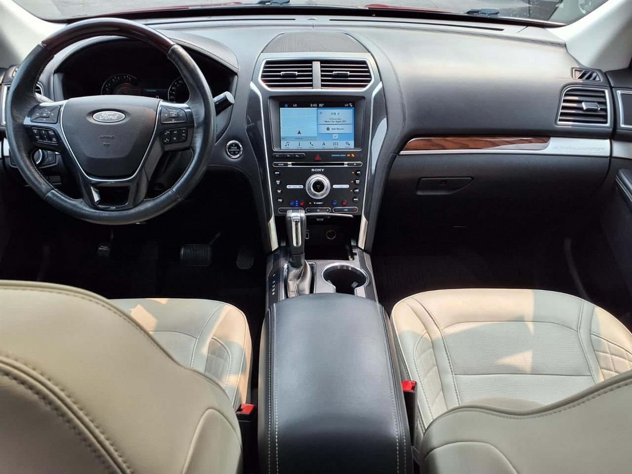 Ford Explorer Platinum 4WD 2018