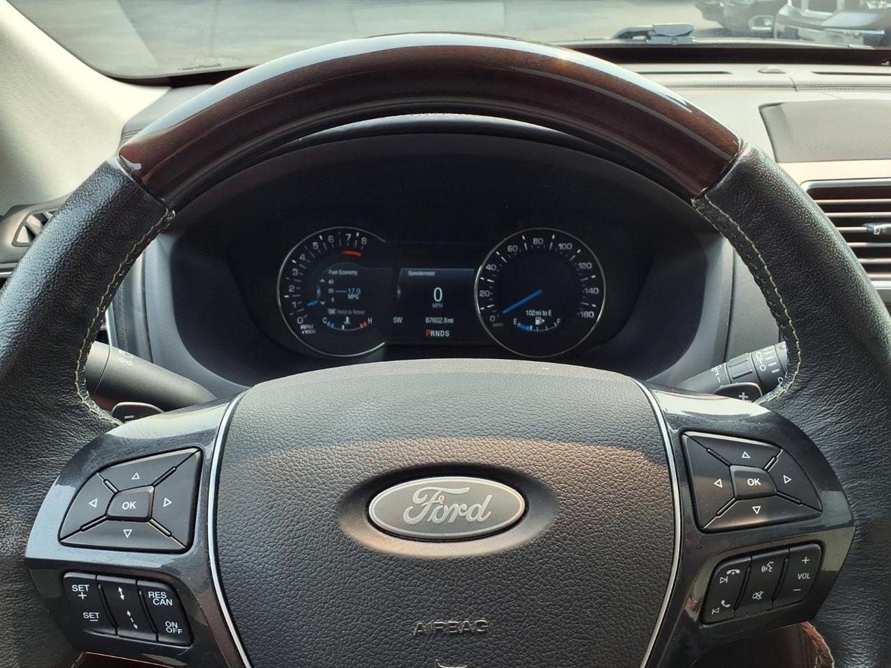 Ford Explorer Platinum 4WD 2018