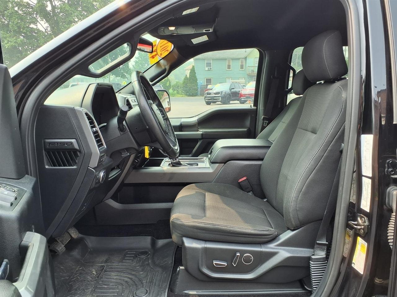 Ford F-150 King Ranch 4WD SuperCrew 5.5' Box 2017