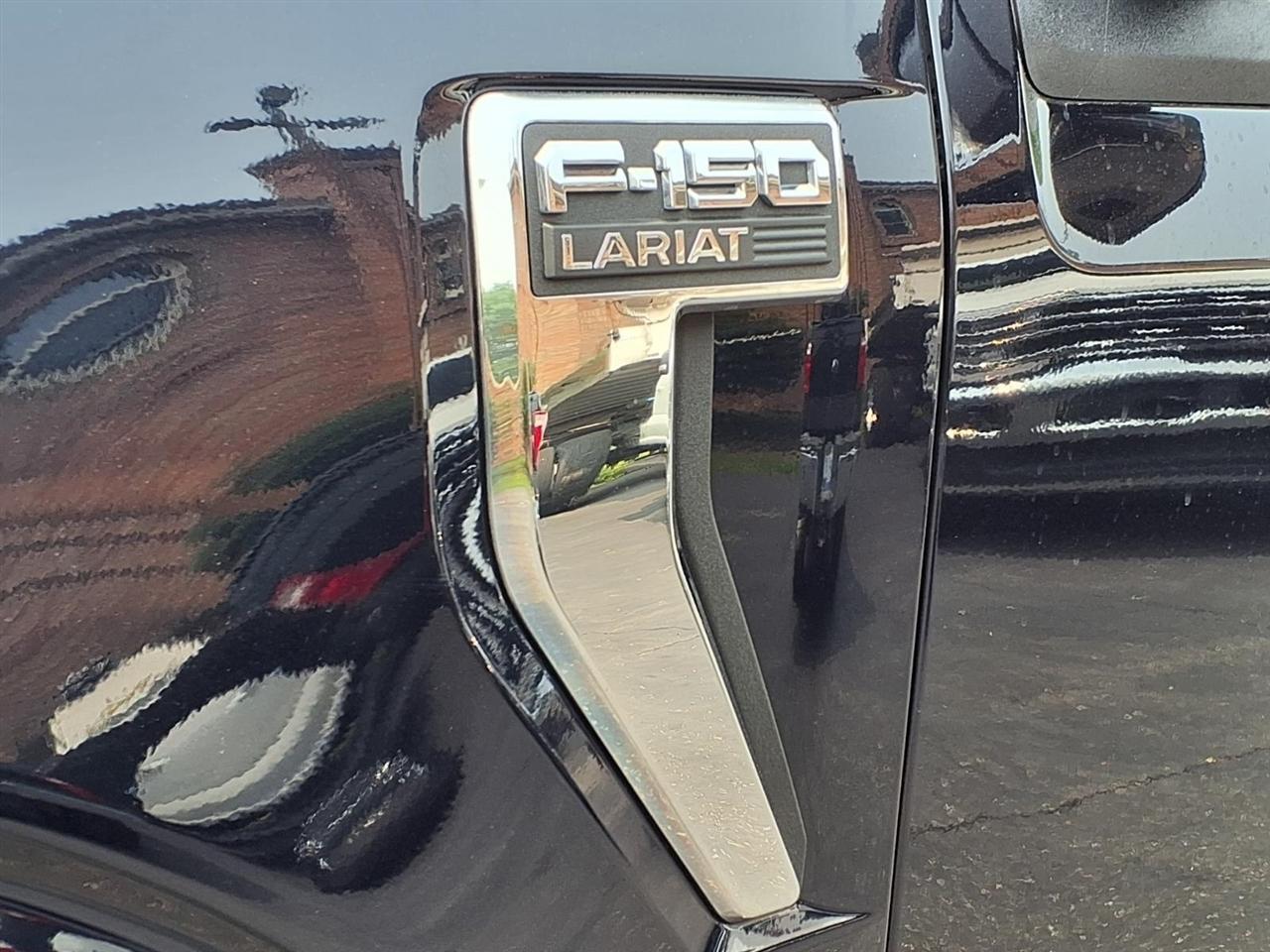 Ford F-150 Lariat SuperCrew 5.5-ft. Bed 4WD 2022