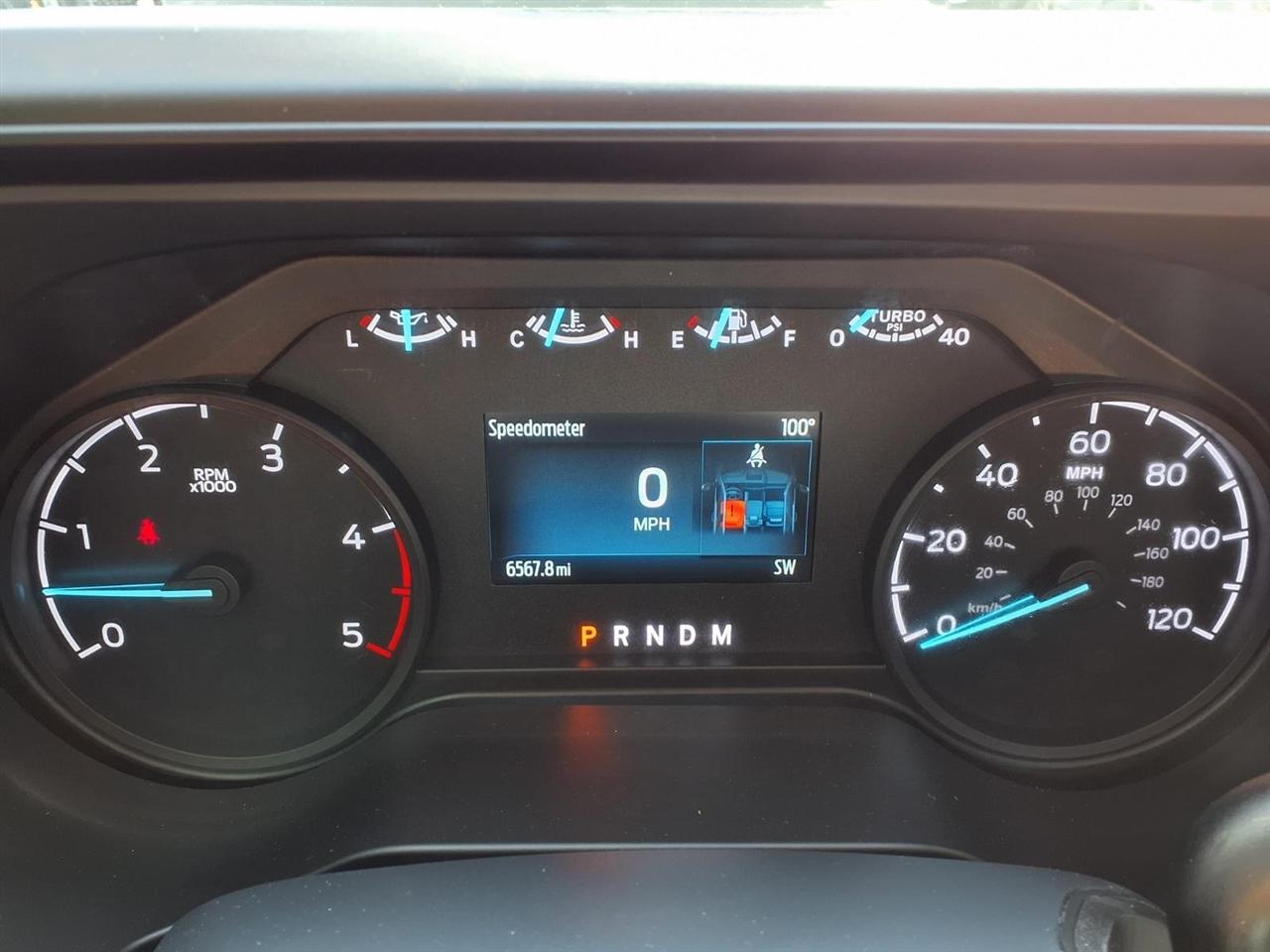 Ford Super Duty F-350 SRW XLT 4WD Reg Cab 8' Box 2025
