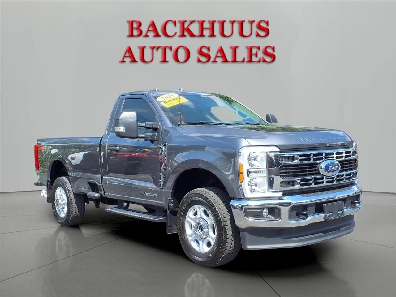 2025 Ford Super Duty F-350 SRW XLT 4WD Reg Cab 8' Box